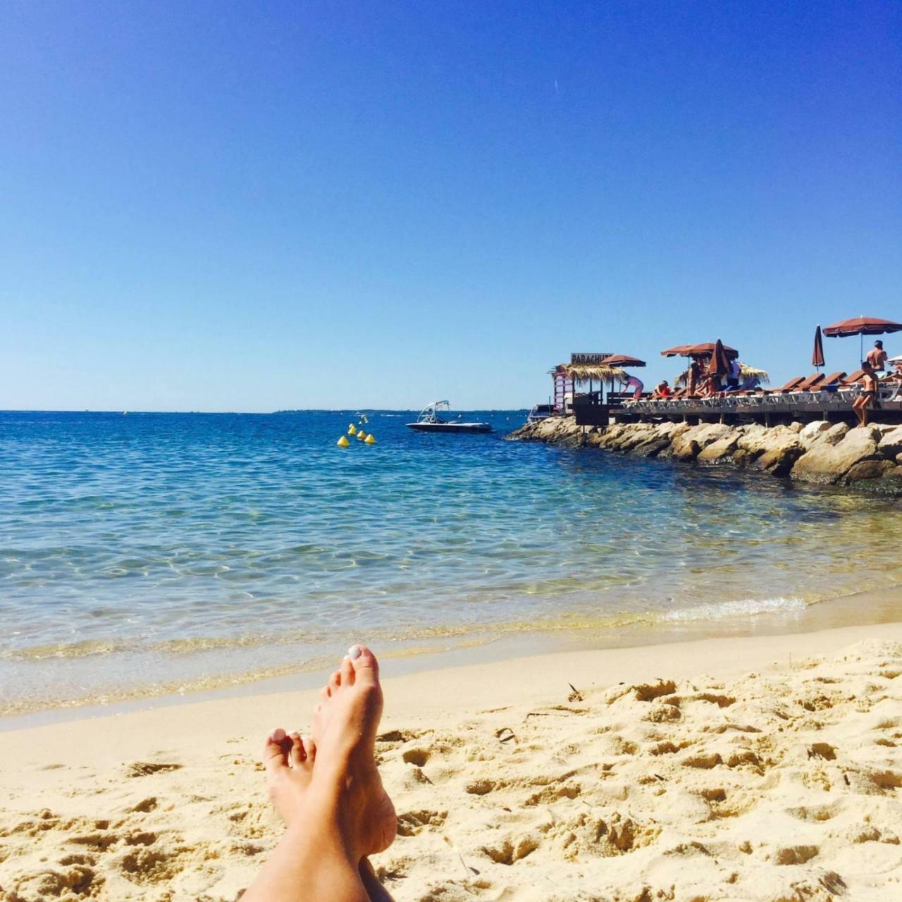 3P Between Croisette Beaches And Antibes Street كان المظهر الخارجي الصورة